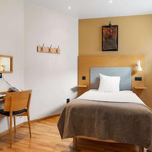 Single Room Non-Smoking